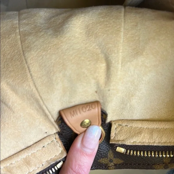 💓Looping Louis Vuitton GM Monogram Canvas Bag✨ - Picture 15 of 16